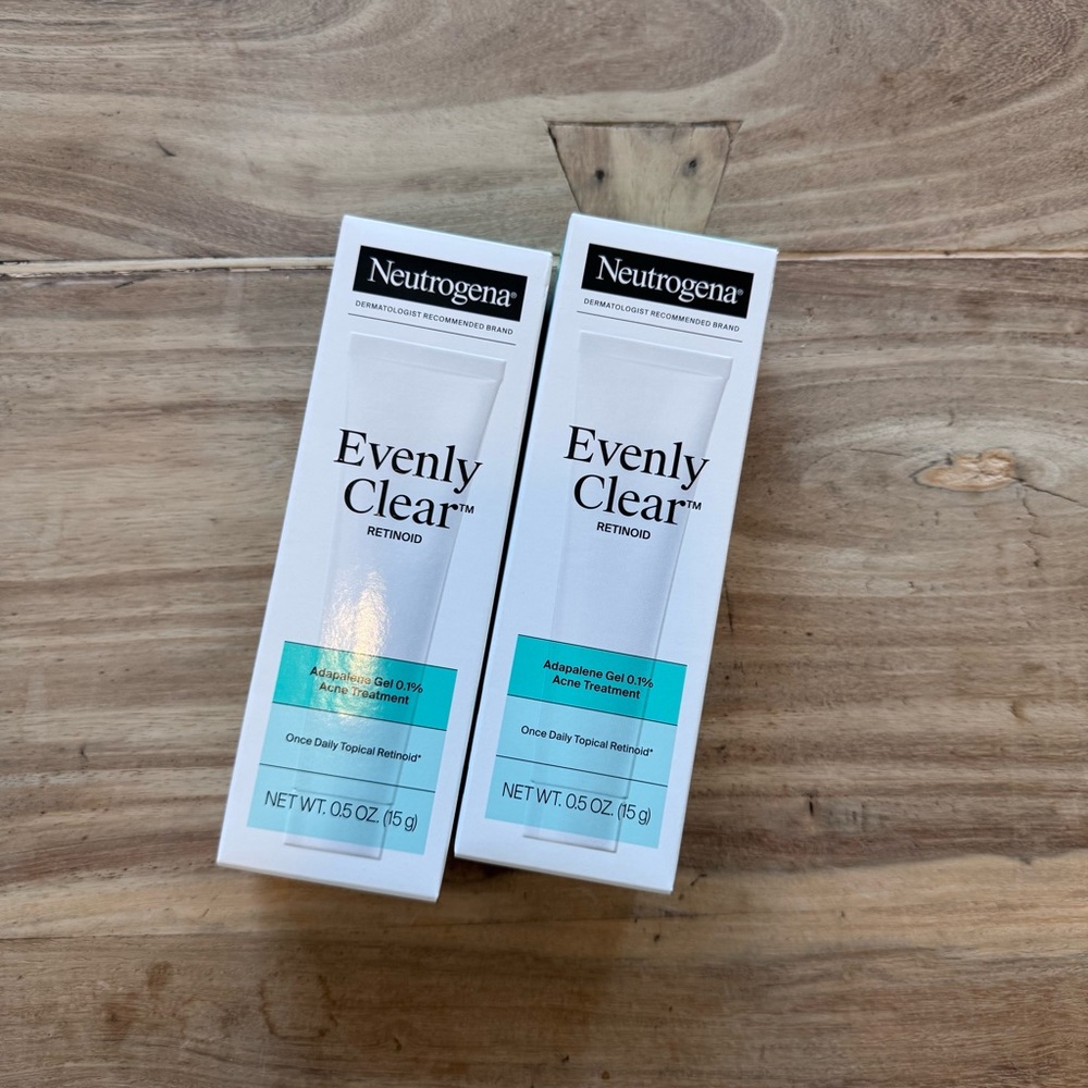 NWT 2 Neutrogena evenly clear retinoid